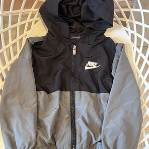 Nike lightweight windbreaker Kids' Jacket